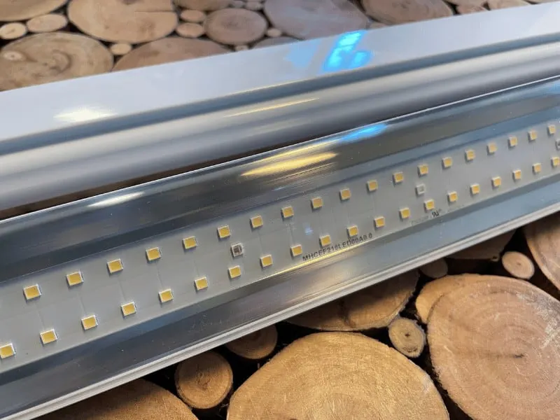 从欧司朗LED使用432个高质量的二极管